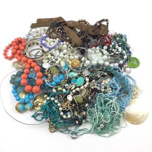 Costume Jewelry 4 lbs Lot Wearable Vintage Modern